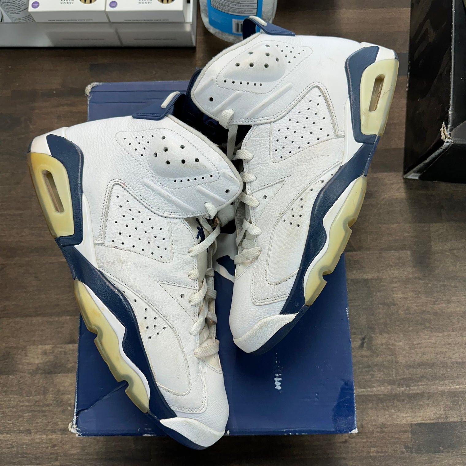 Midnight Navy Jordan 6 Retro (USED)