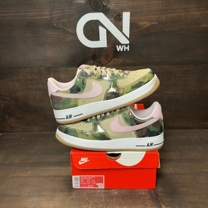 Nike Air Force 1 Low '07 LV8 Patent Camo Pink - Image 1