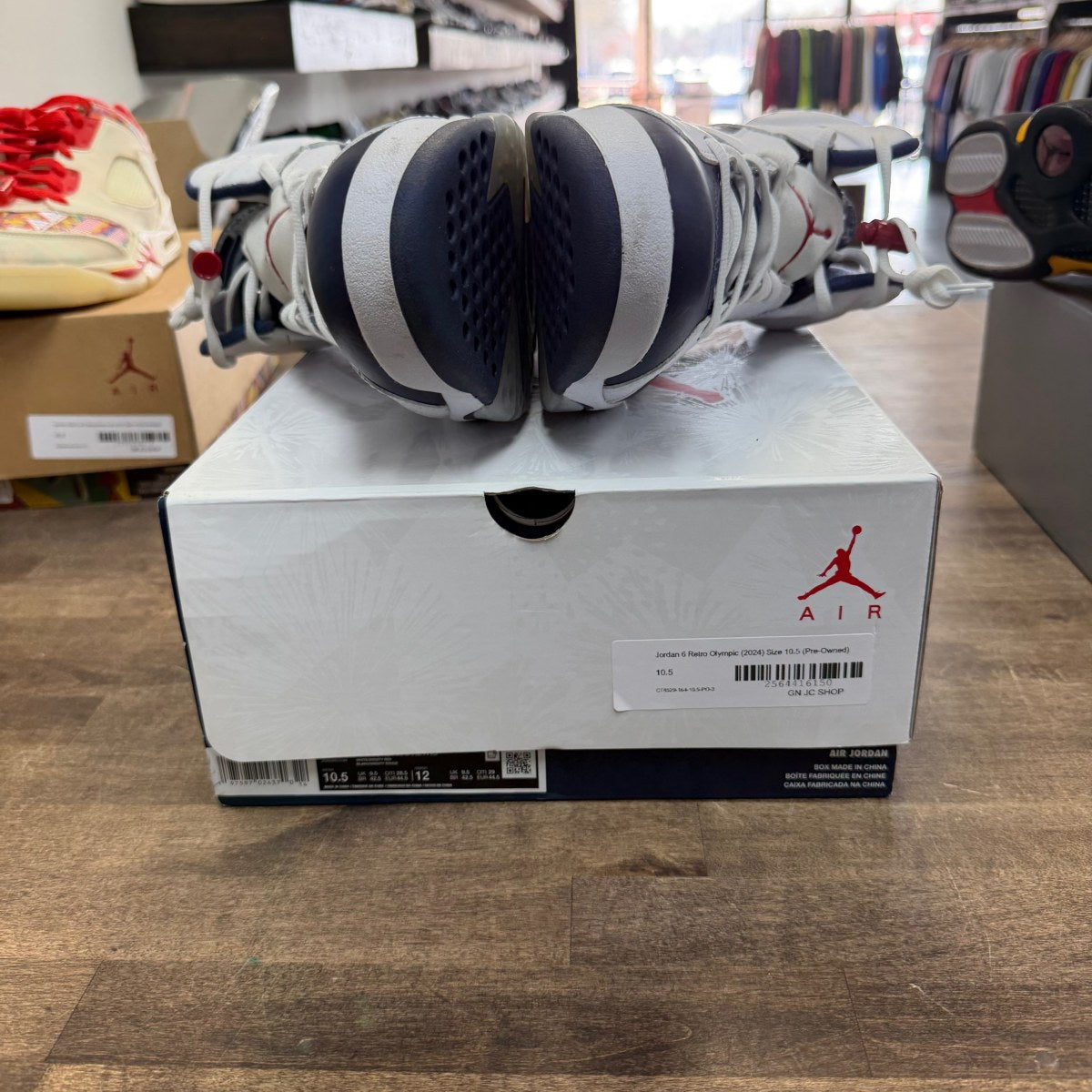 Jordan 6 Retro Olympic (2024) - Image 6