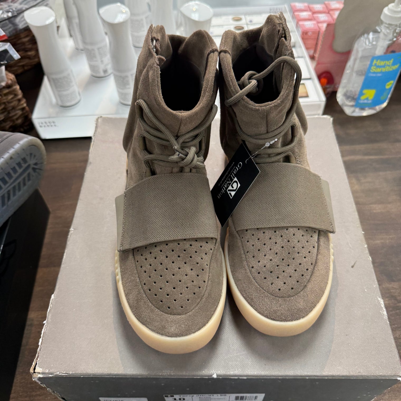 Chocolate Yeezy Boost 750 (USED)