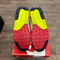 Air Max Day 3.26 Air Max 1 (USED)