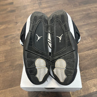 (GS) White Thunder Jordan 4 (USED)