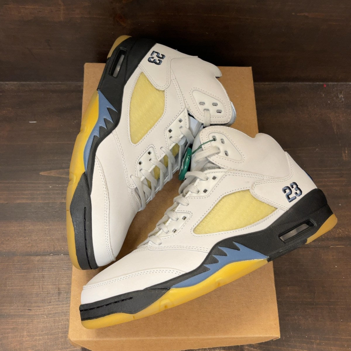 Jordan 5 Retro A Ma Maniére Dawn (Women's) Size 10.5W - Image 2