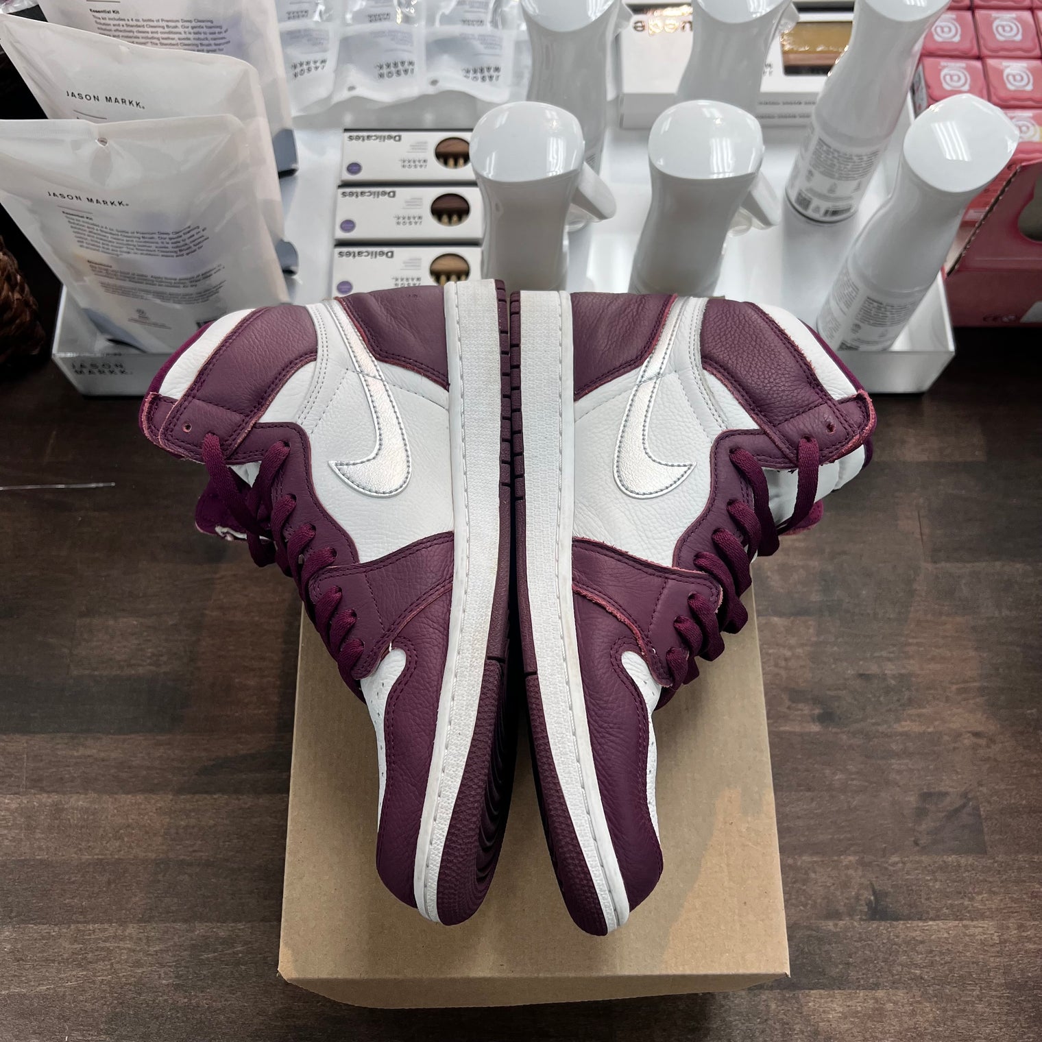 Bordeaux Jordan 1 High (USED, No Box)