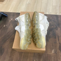 Nike Air VaporMax Flyknit 2 White Vast Grey Size 10.5 (Pre-Owned) - Image 3