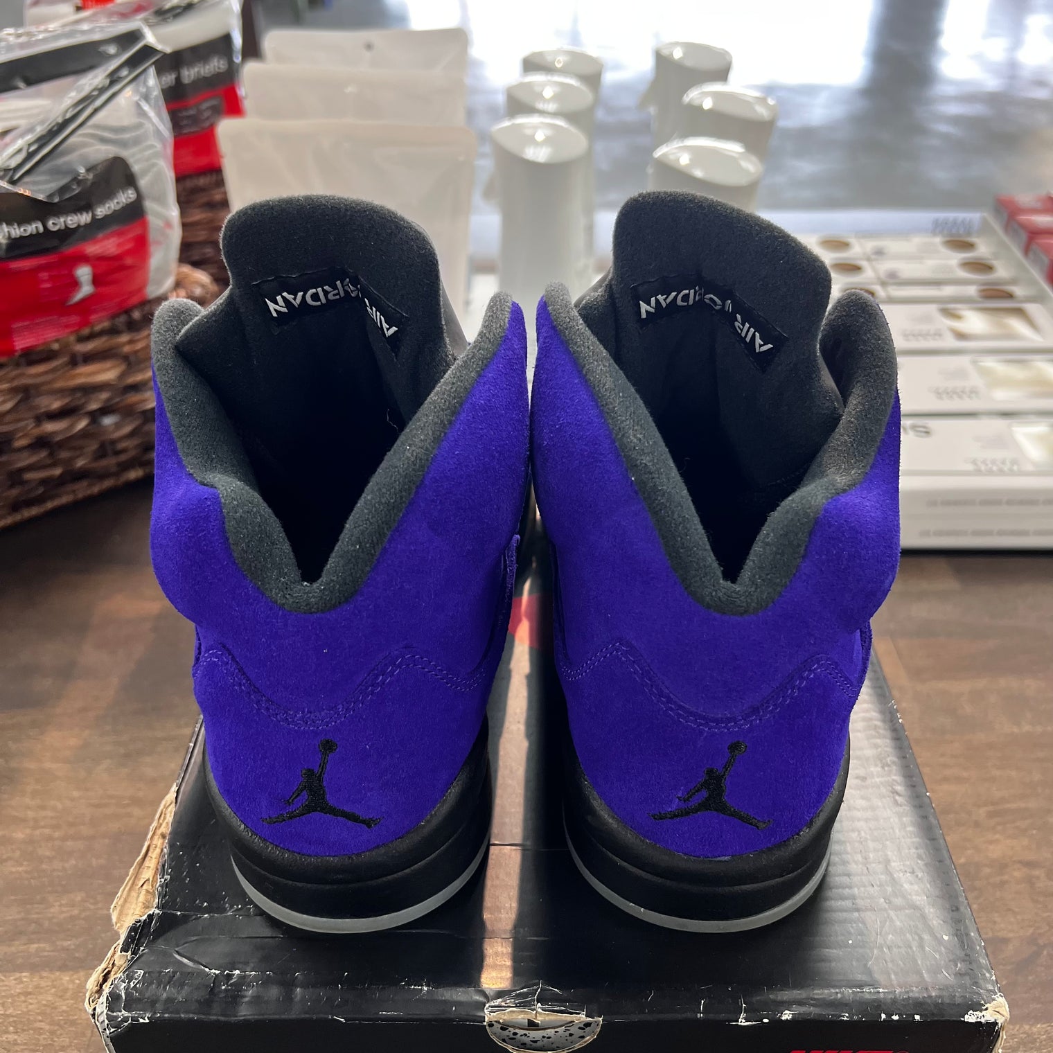 Alternate Grape Jordan 5 (USED)