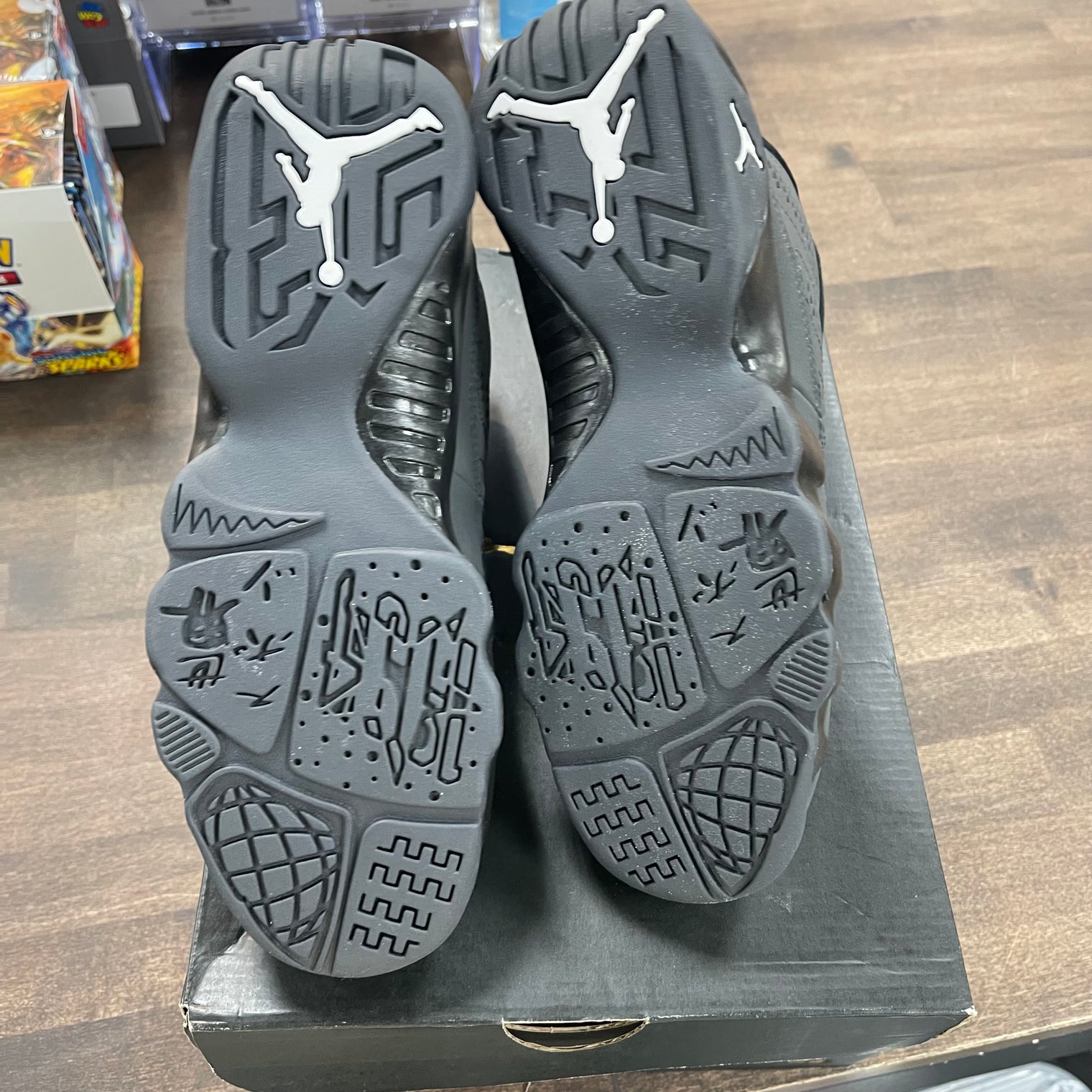 (GS) Anthracite Jordan 9