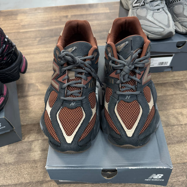 Phantom Rich Oak New Balance 9060 (USED)