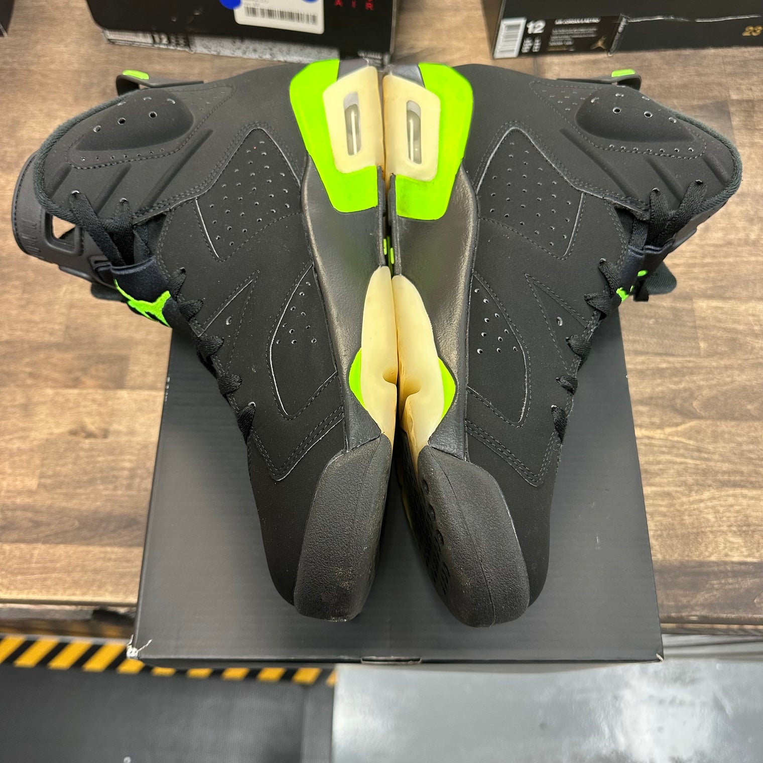 Electric Green Jordan 6 Retro (USED)