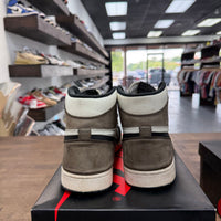 Dark Mocha Jordan 1 High (USED)