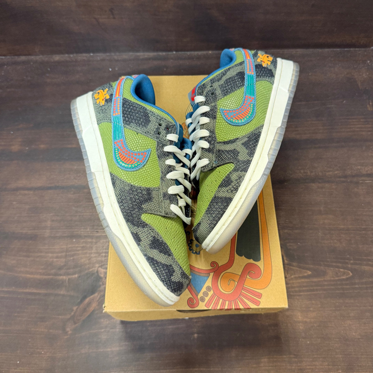 Nike Dunk Low Siempre Familia - Image 2