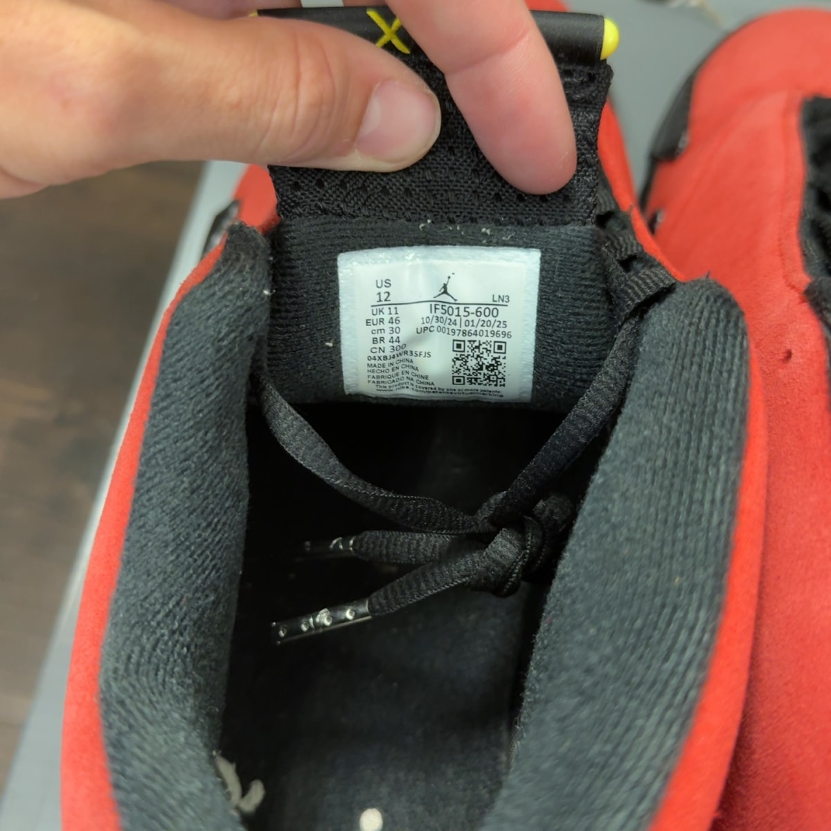 Jordan 14 Retro Ferrari (2025) - Image 7