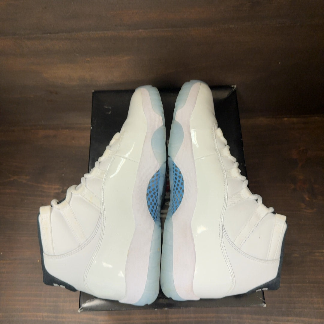 Jordan 11 Retro Legend Blue (2024) Size 10.5 (Pre-Owned)