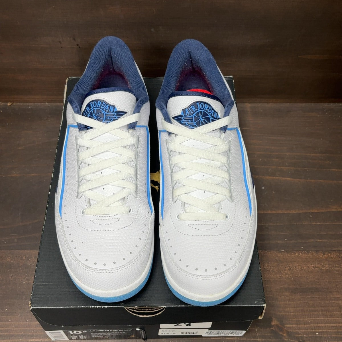 Jordan 2 Retro Low University Blue (2016) Size 10.5 (Pre-Owned)