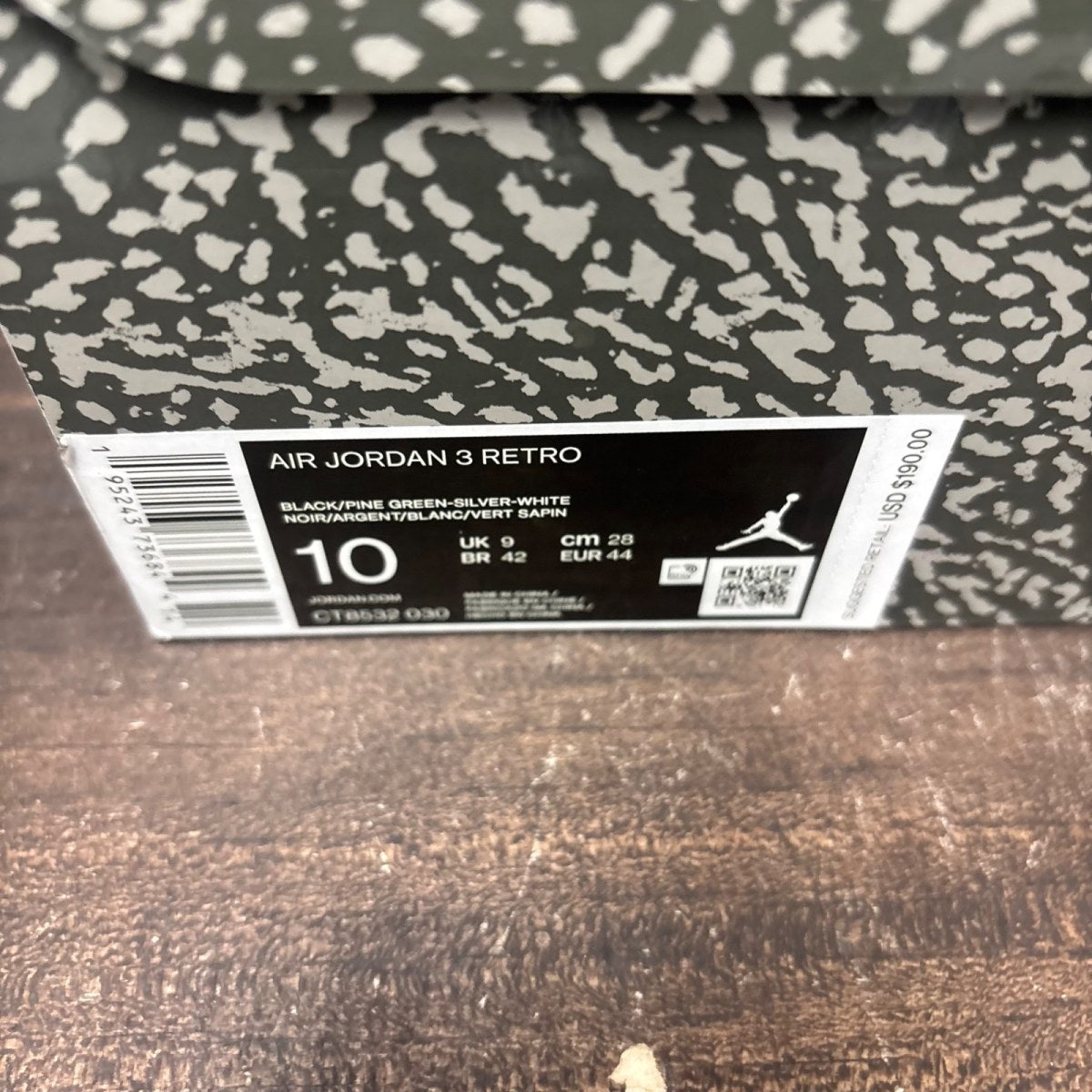 Jordan 3 Retro Pine Green Size 10 (Pre-Owned)
