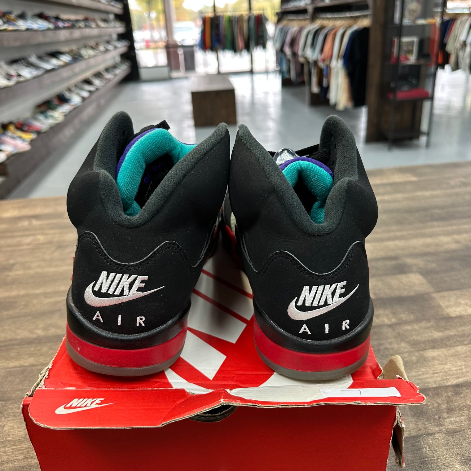 Top 3 Jordan 5 Retro (USED, No Box)