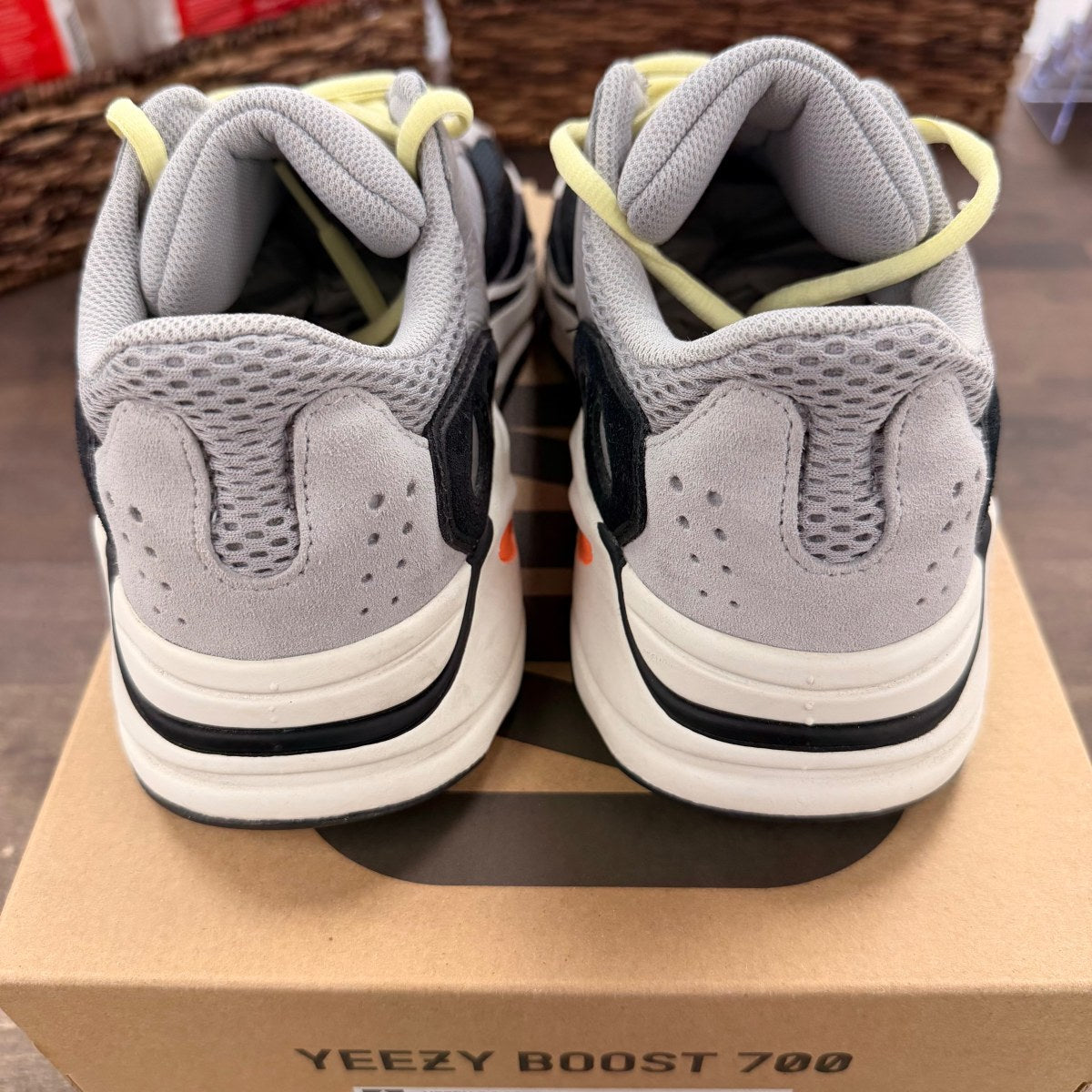 adidas Yeezy Boost 700 Wave Runner Size 8.5 (Pre-Owned) - Image 4