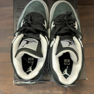 Jordan 4 Retro Fear (2024) - Image 5