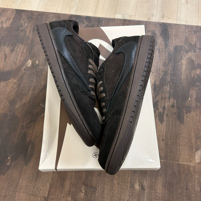 Jordan 1 Retro Low OG SP Travis Scott Velvet Brown - Image 1