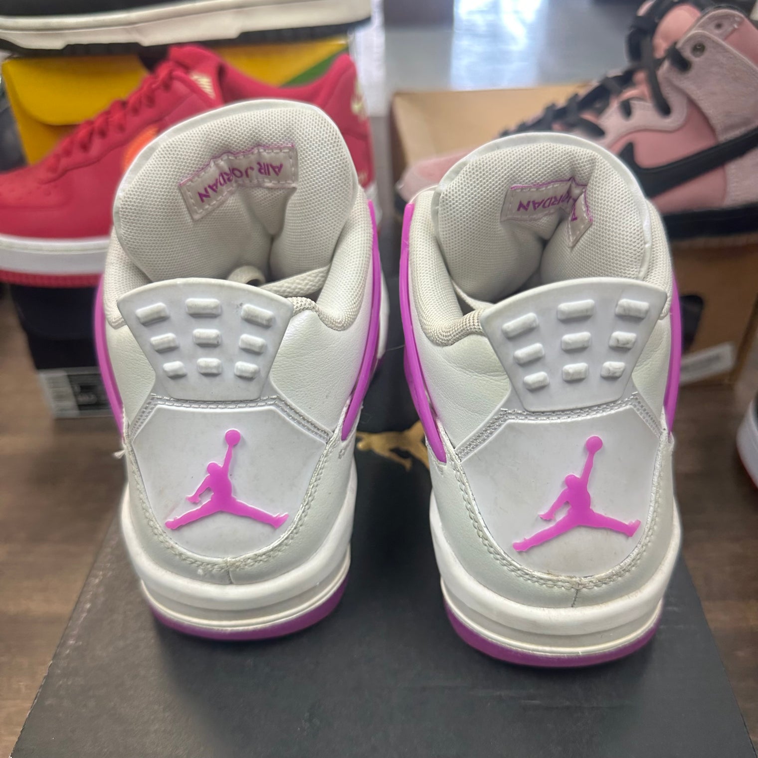 (GS) Hyper Violet Jordan 4 (USED)