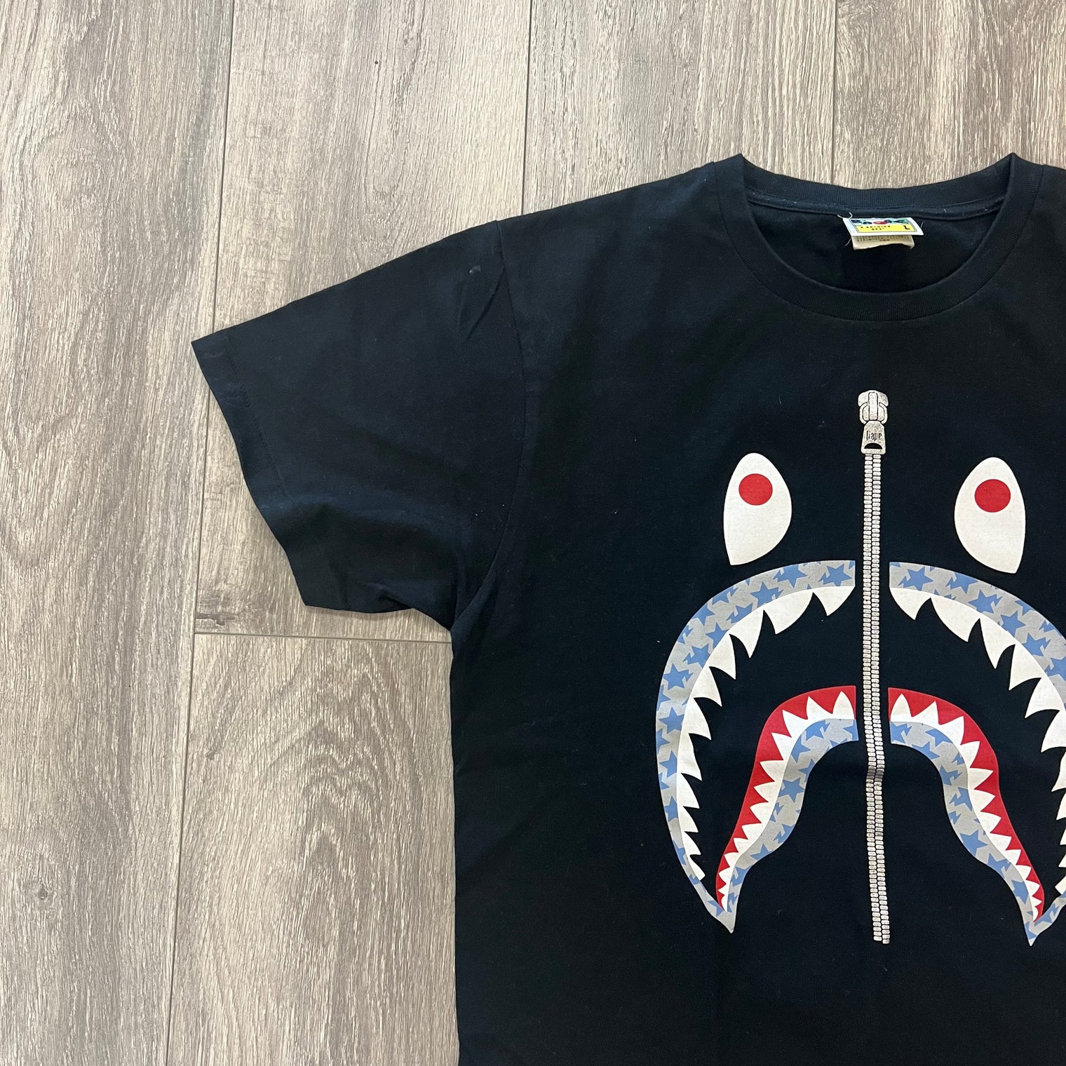 Bathing Ape Bape Shark Face (USED)