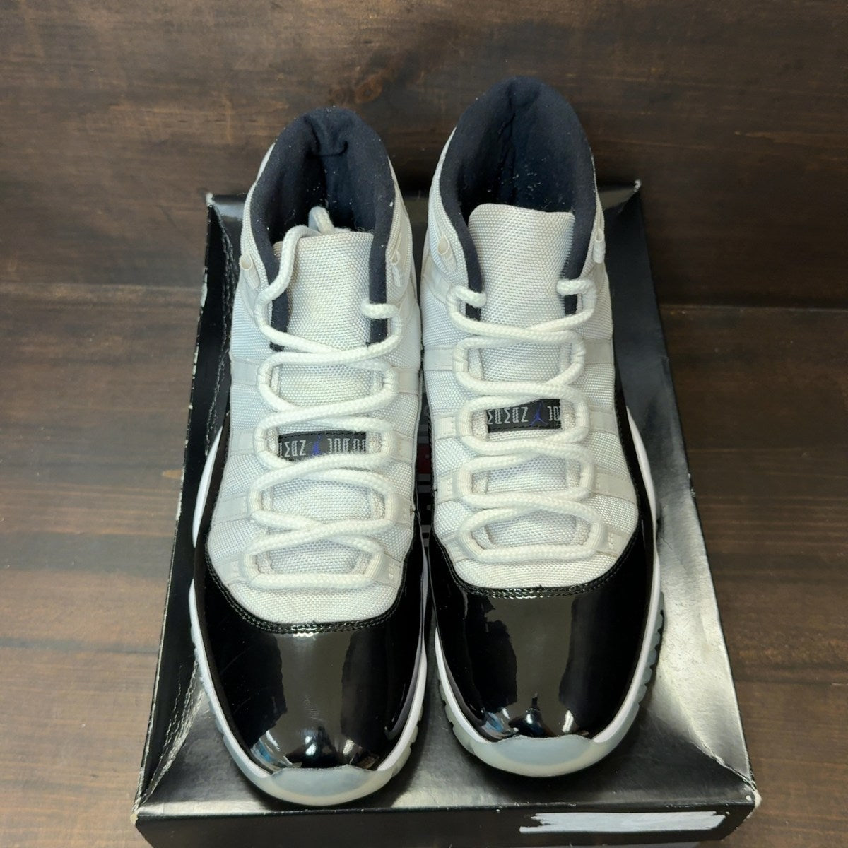 Jordan 11 Retro Concord (2018) Size 11.5 (Pre-Owned)