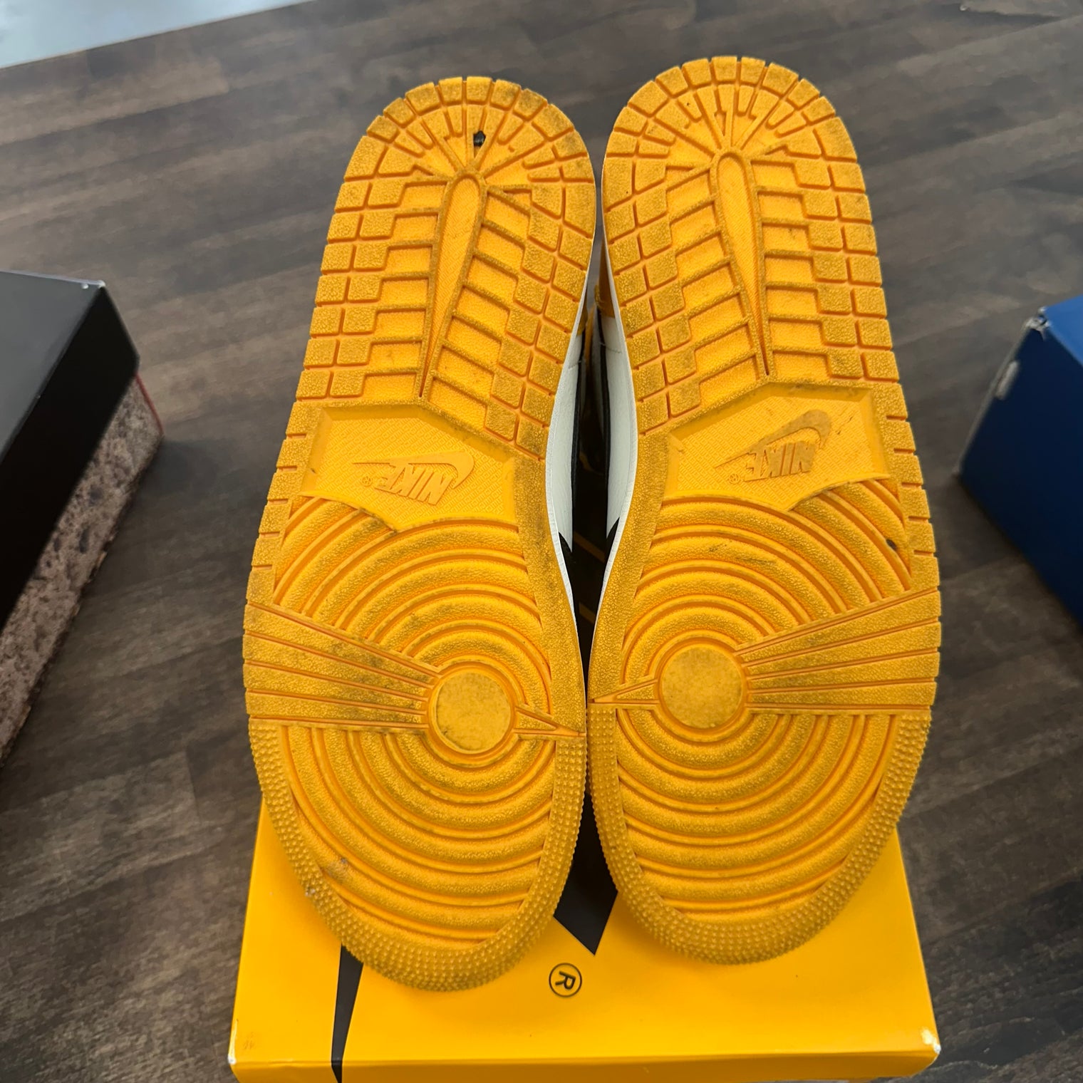 Yellow Toe Taxi Jordan 1 High (USED)
