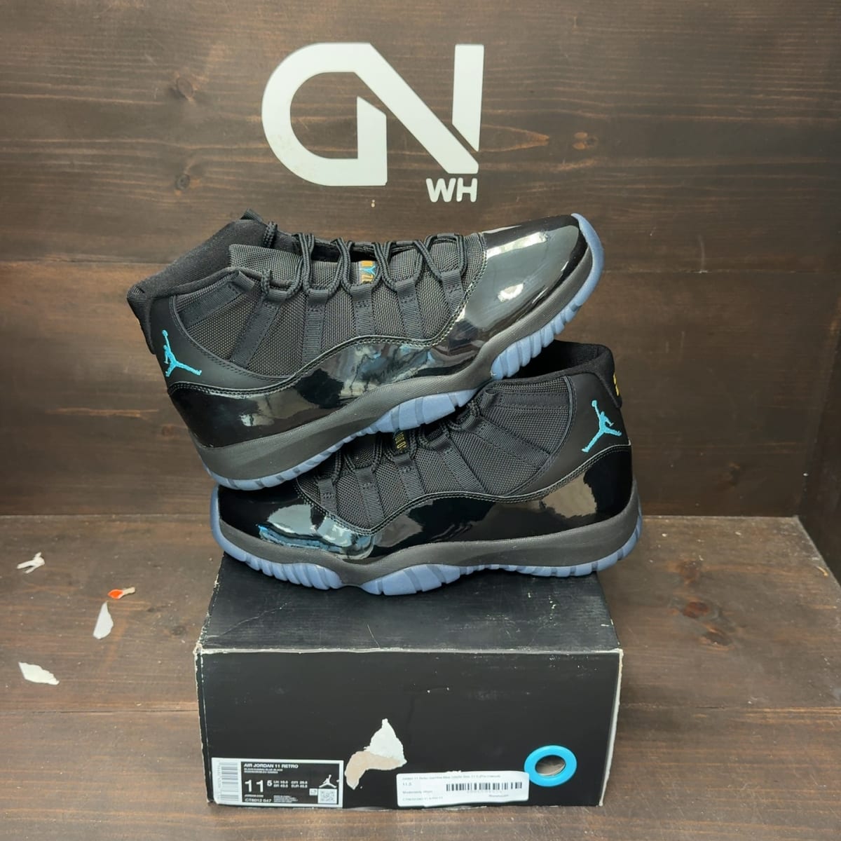 Jordan 11 Retro Gamma Blue (2025) Size 11.5 (Pre-Owned) - front