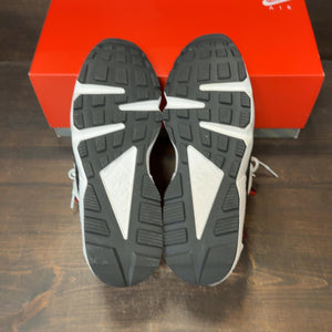 Nike Air Huarache White Red Oxide Size 13 (Pre-Owned) - Image 8
