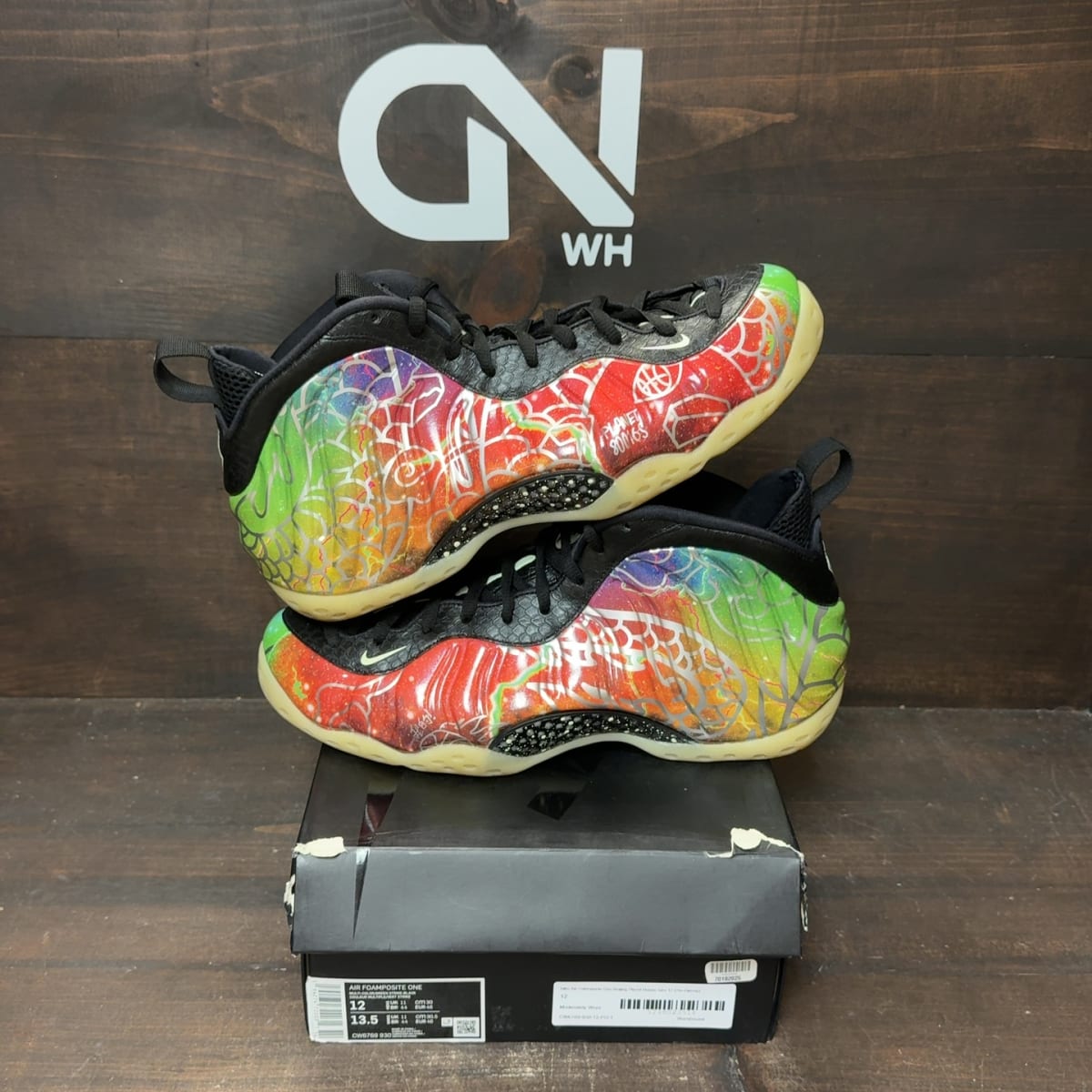 Nike Air Foamposite One Beijing Planet Hoops Size 12 (Pre-Owned) - front