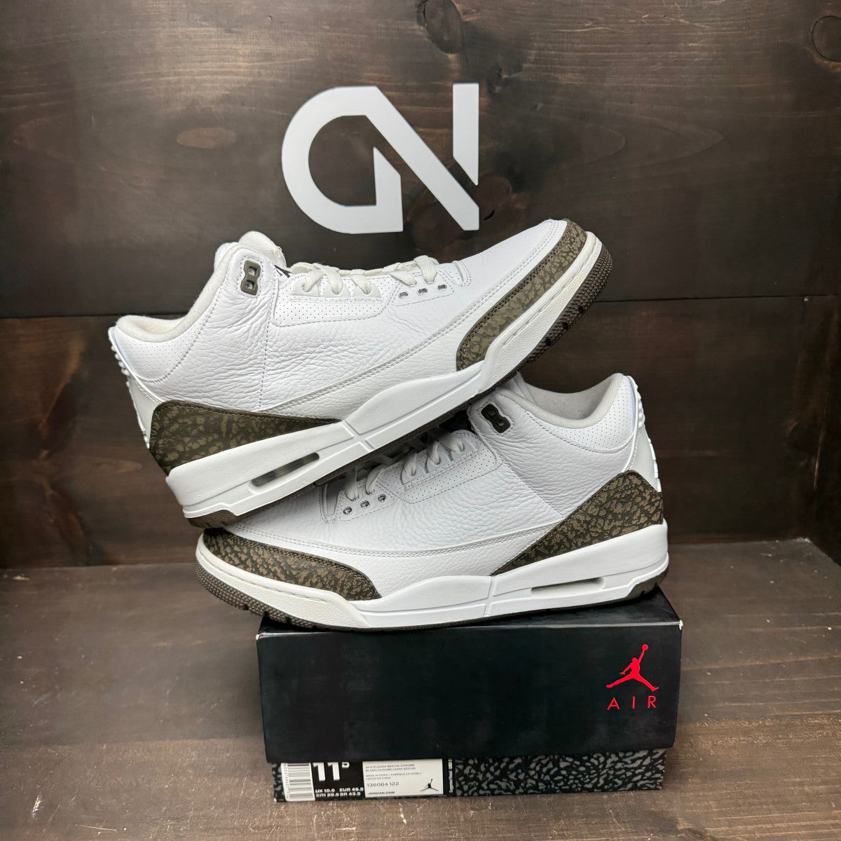 Jordan 3 Retro Mocha (2018) - Image 1