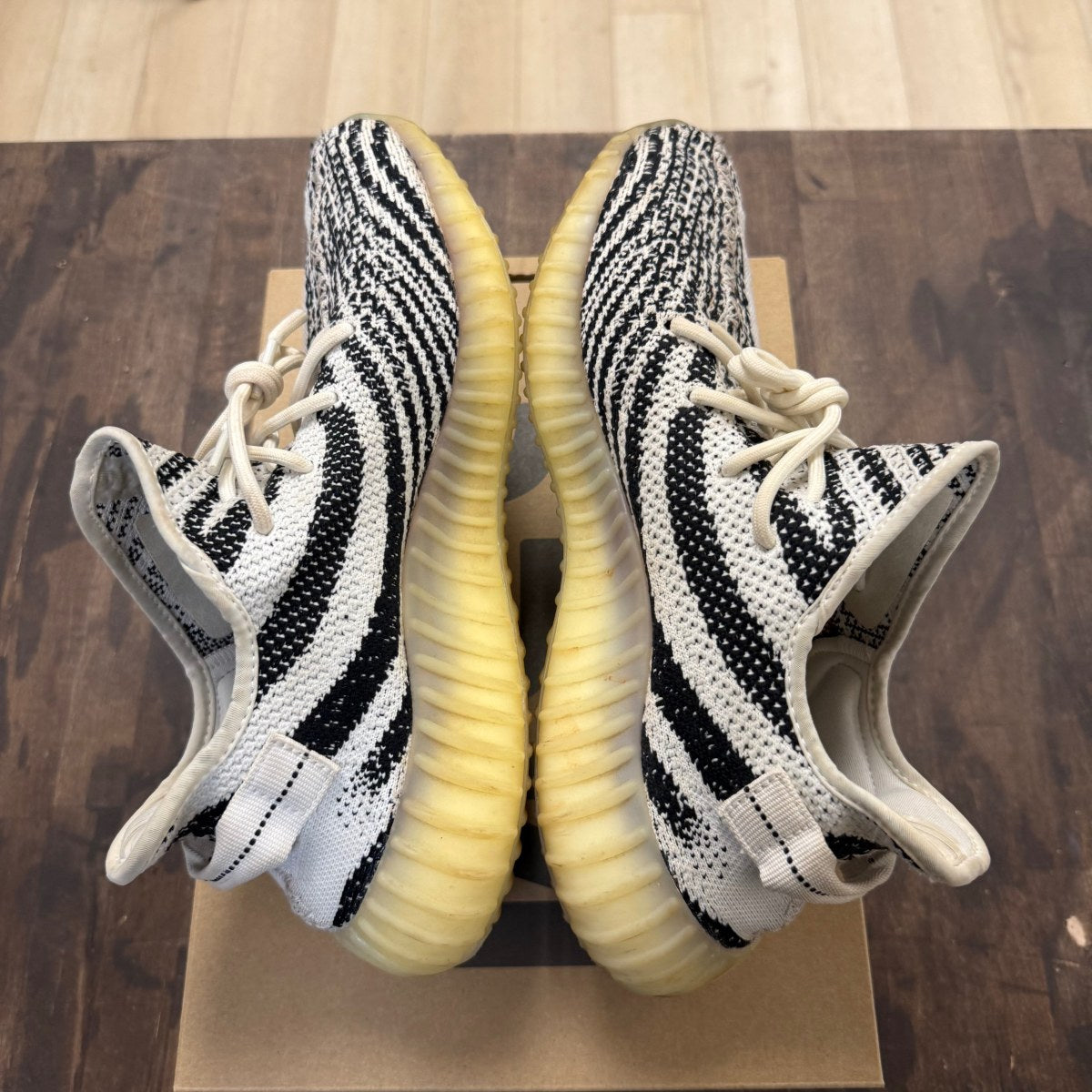 adidas Yeezy Boost 350 V2 Zebra - Image 5