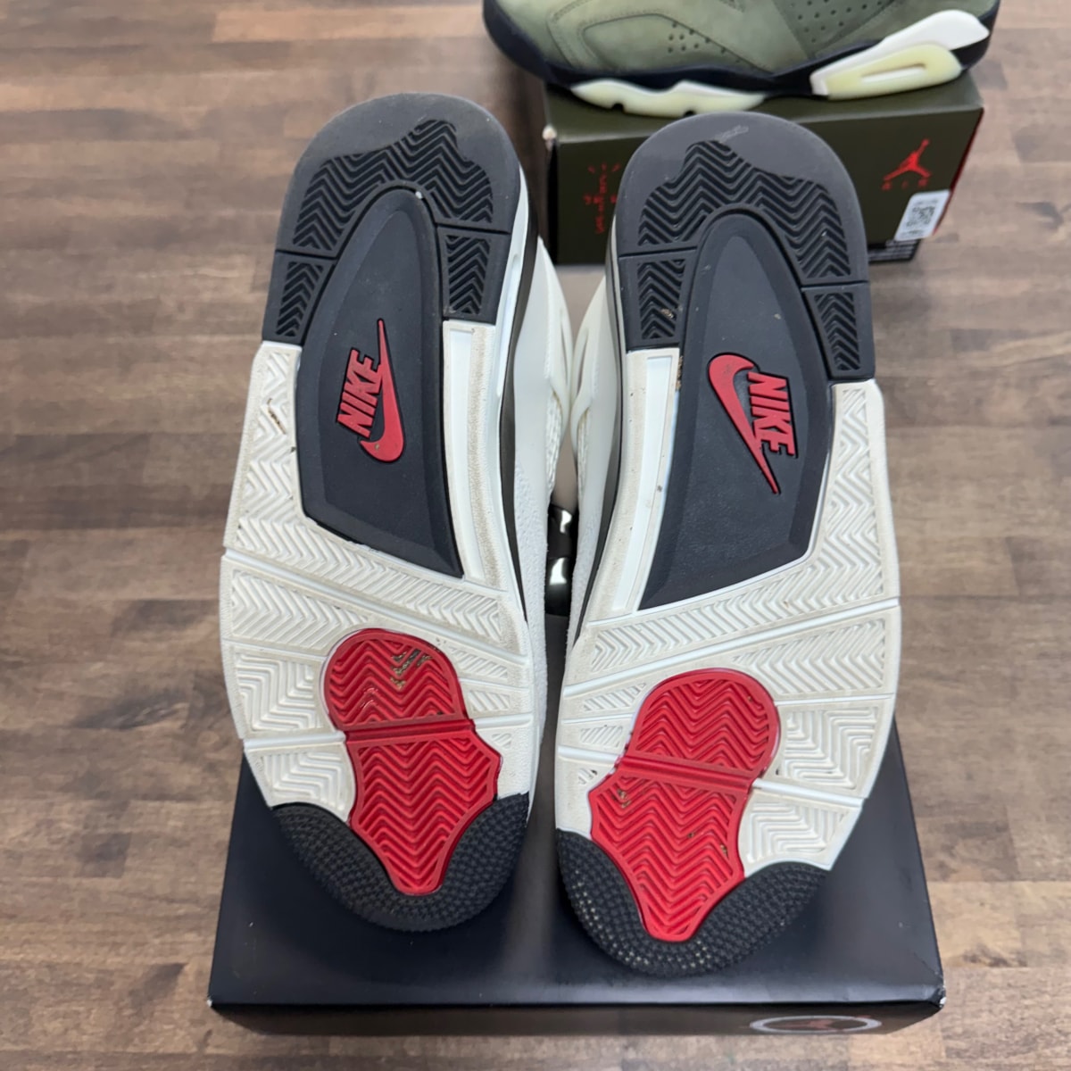 Jordan 4 Retro OG Flight Club - Image 6