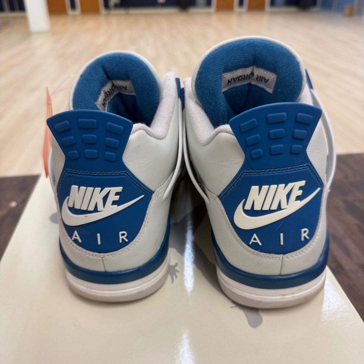 Jordan 4 Retro Military Blue (2024) Size 12 (Pre-Owned) - Image 5