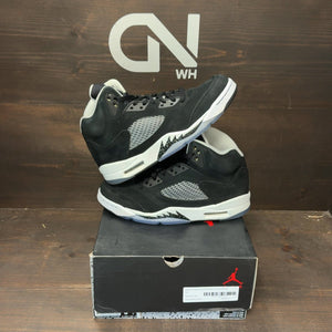 Jordan 5 Retro Oreo (2013) Size 8.5 (Pre-Owned) - front