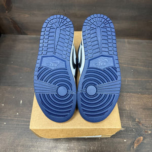 Jordan 1 Retro High OG Midnight Navy Size 5 - box