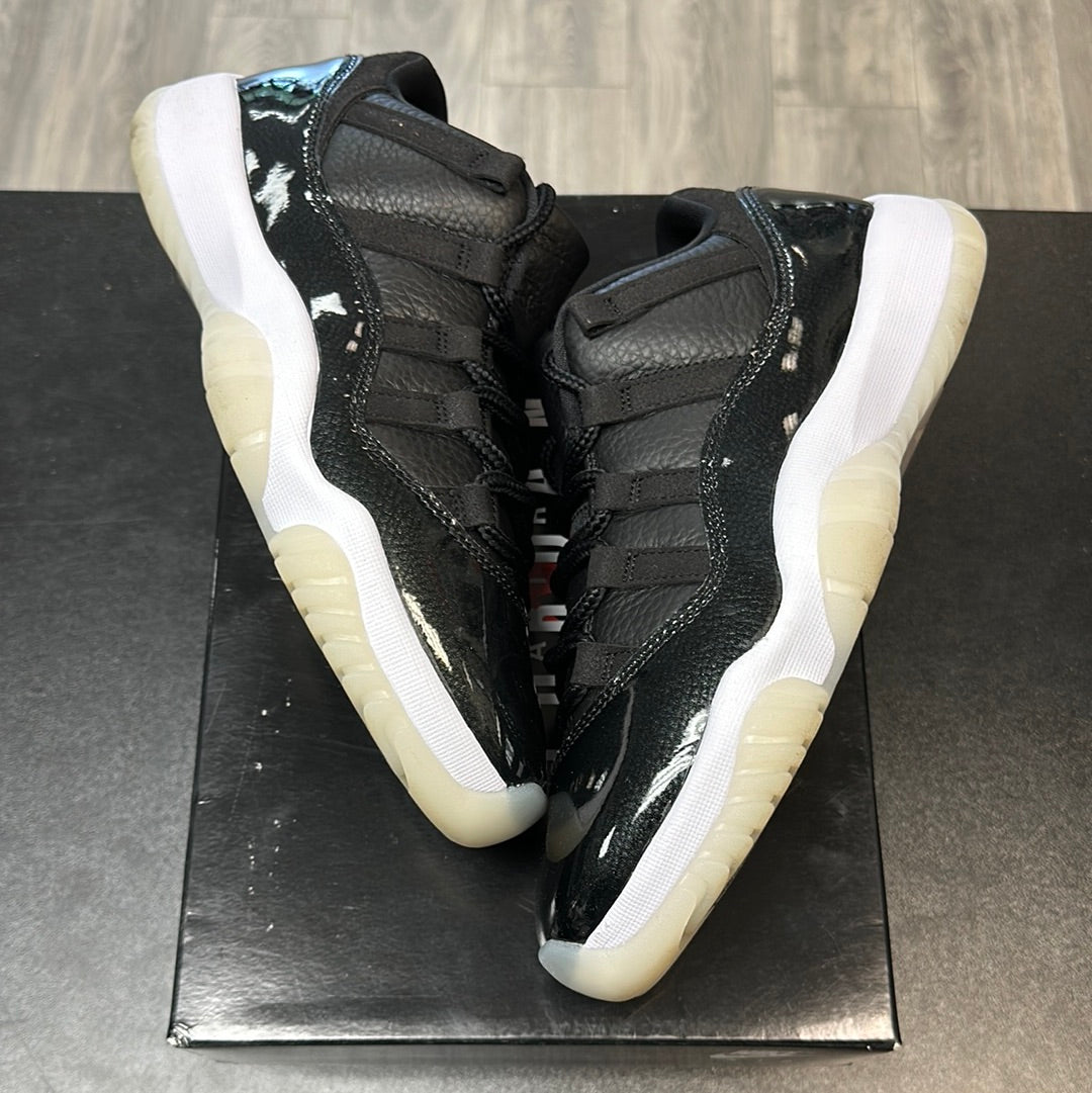 72-10 Jordan 11 Low (USED)