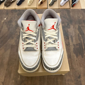 Jordan 3 Retro Fire Red (2022) Size 8 (Pre-Owned) - Image 2