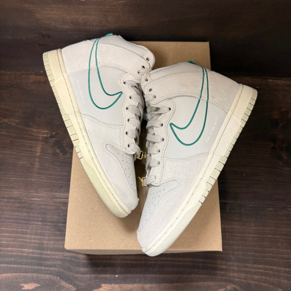 Nike Dunk High First Use Sail Size 8 (Pre-Owned) - Image 2
