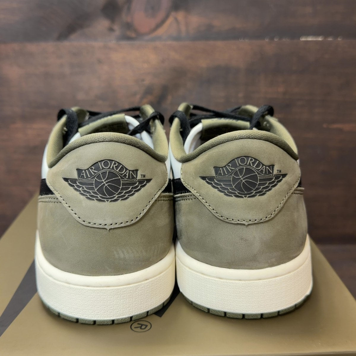 Jordan 1 Retro Low OG Medium Olive - Image 4