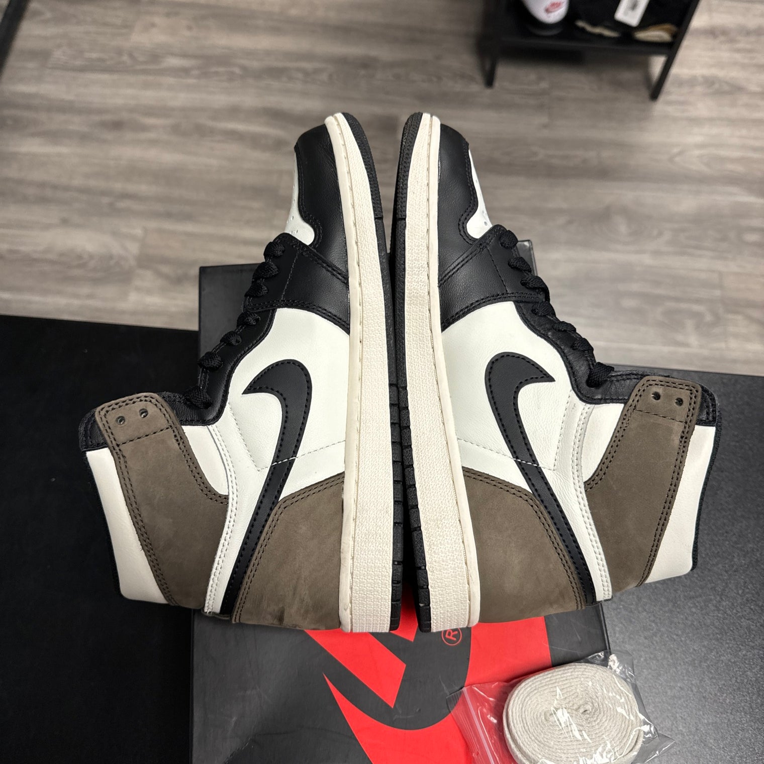 Mocha Jordan 1 High (USED)