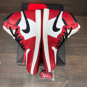 Jordan 1 Retro Chicago (2015) - Image 3