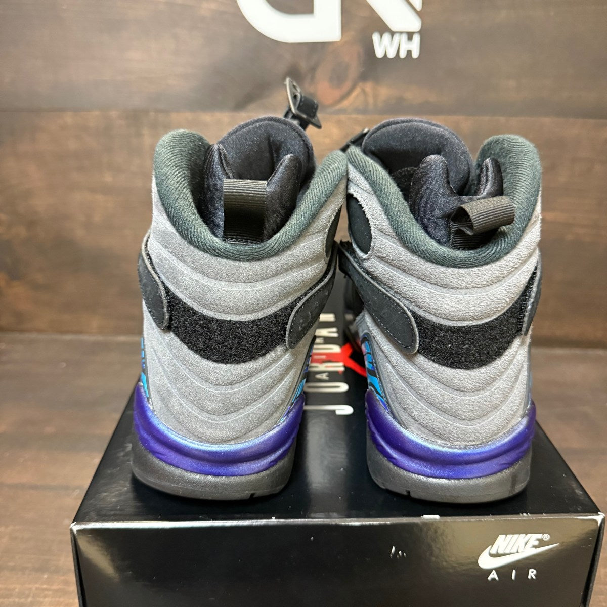 Jordan 8 Retro Aqua (2025) - Image 5