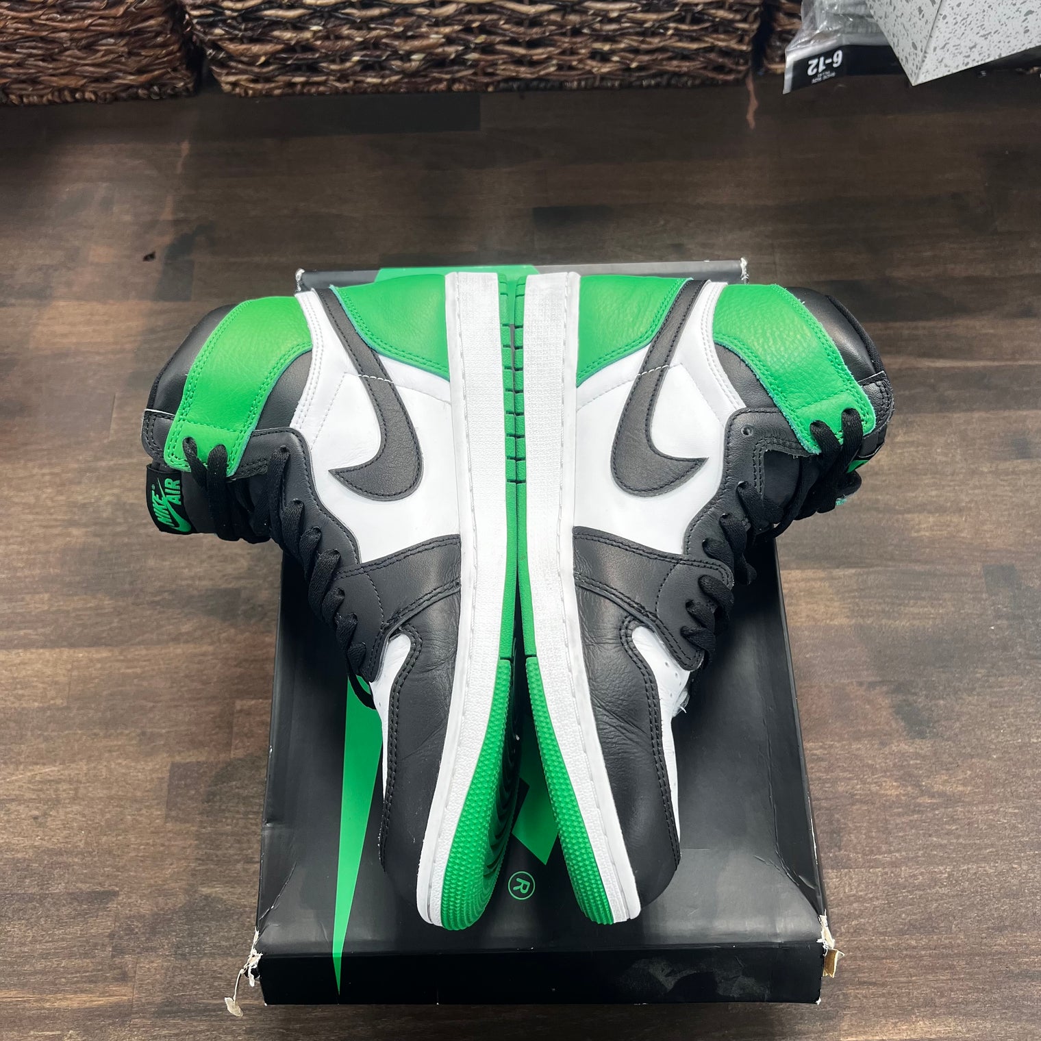 Lucky Green Jordan 1 High (USED)