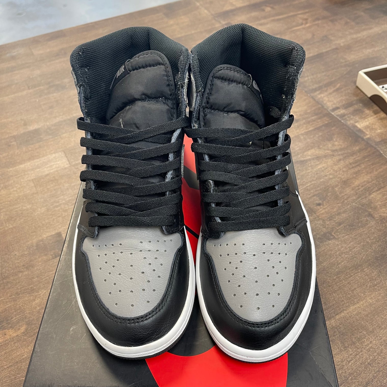 Shadow Jordan 1 High 2017 (USED)