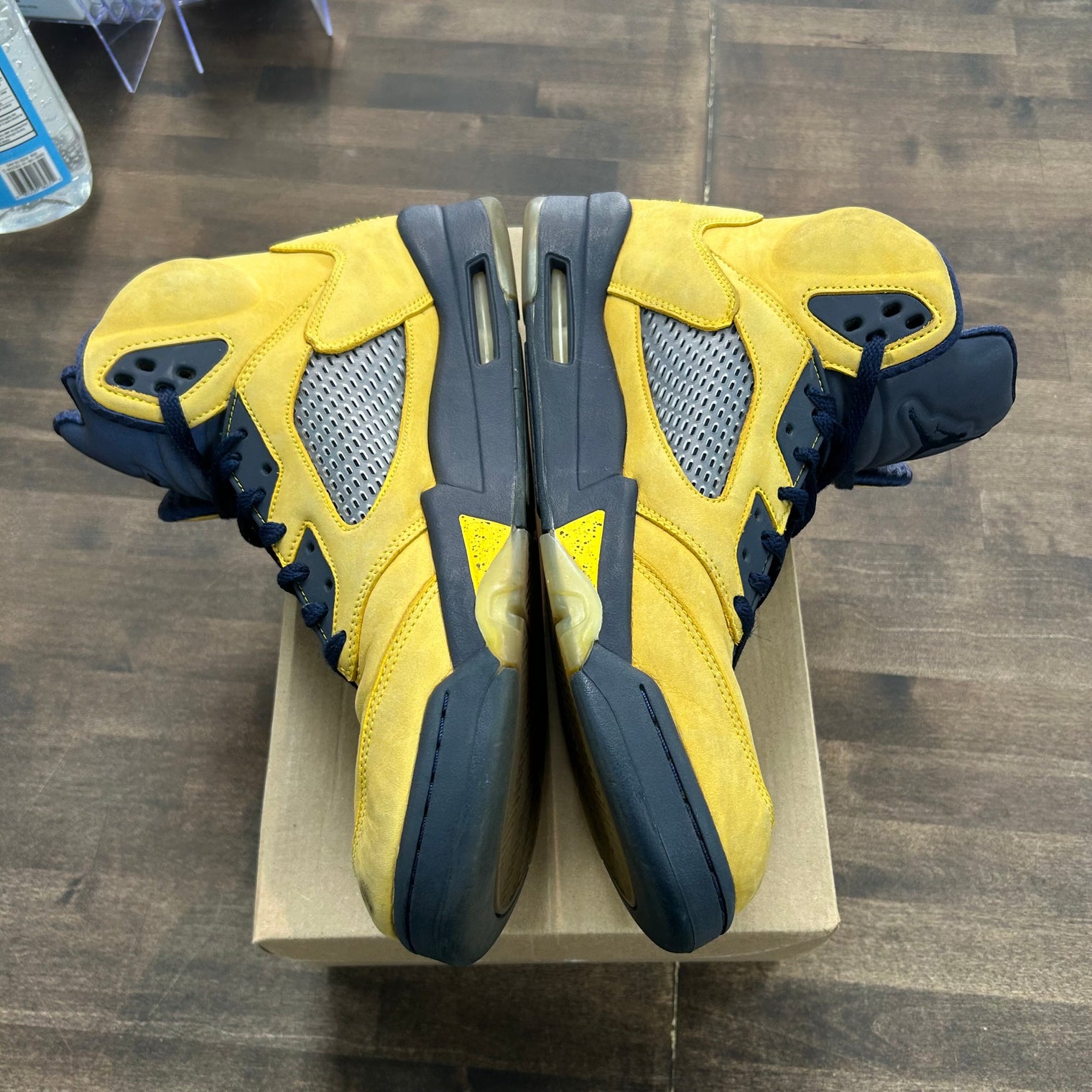 Michigan Jordan 5 Retro (2019) (USED, No Box)