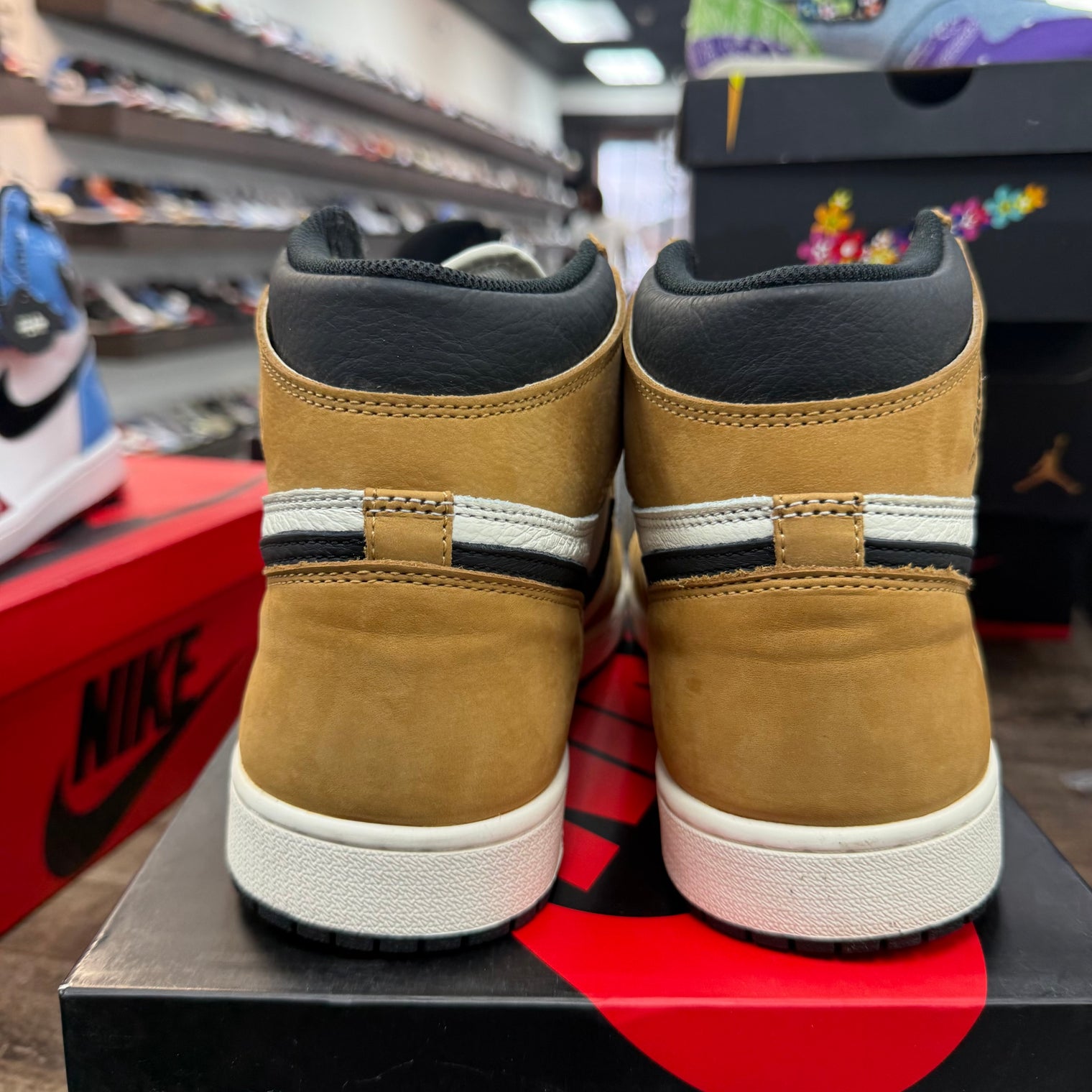 Rookie of the Year Jordan 1 High Retro (Lightly Worn)