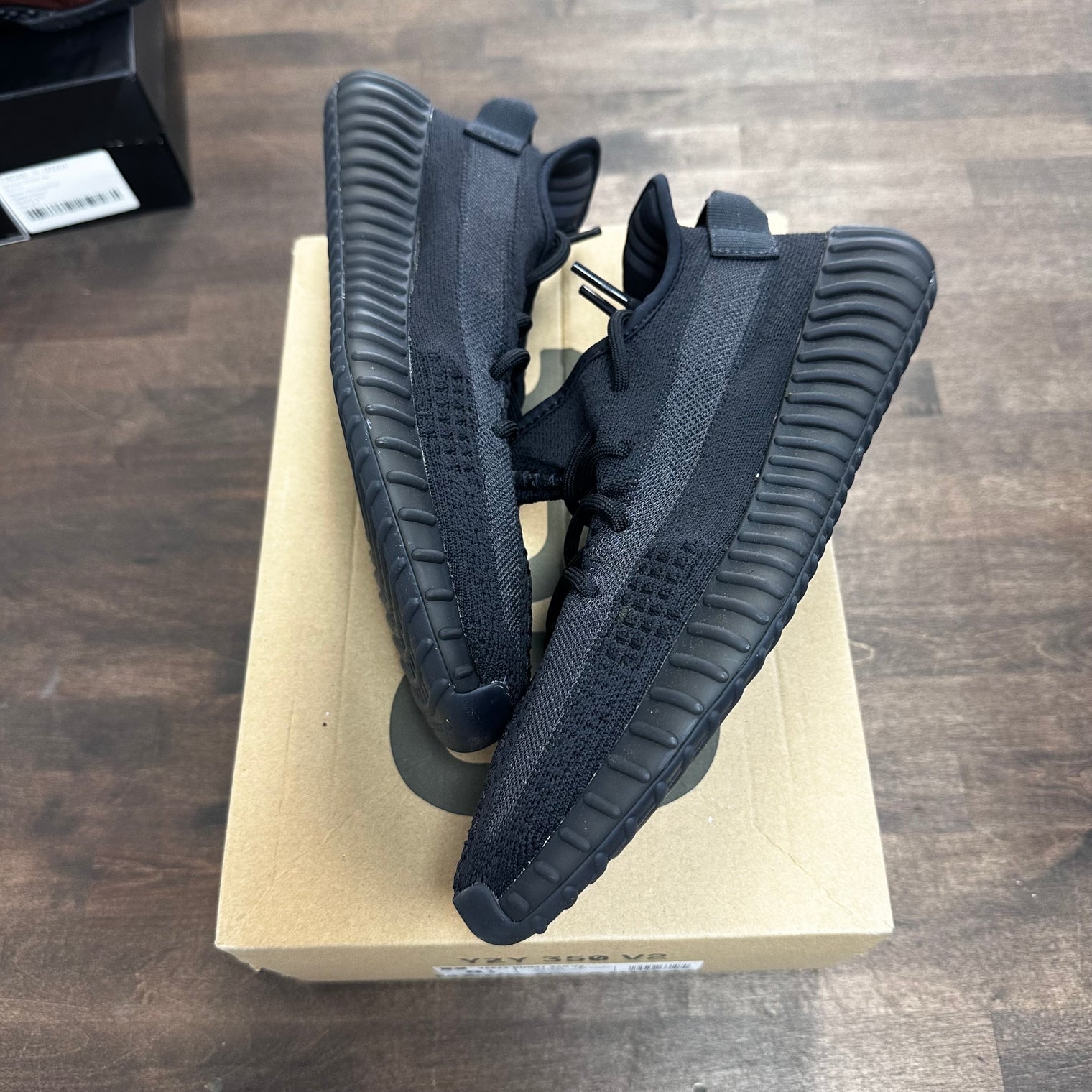Onyx Yeezy 350 (Lightly Worn)