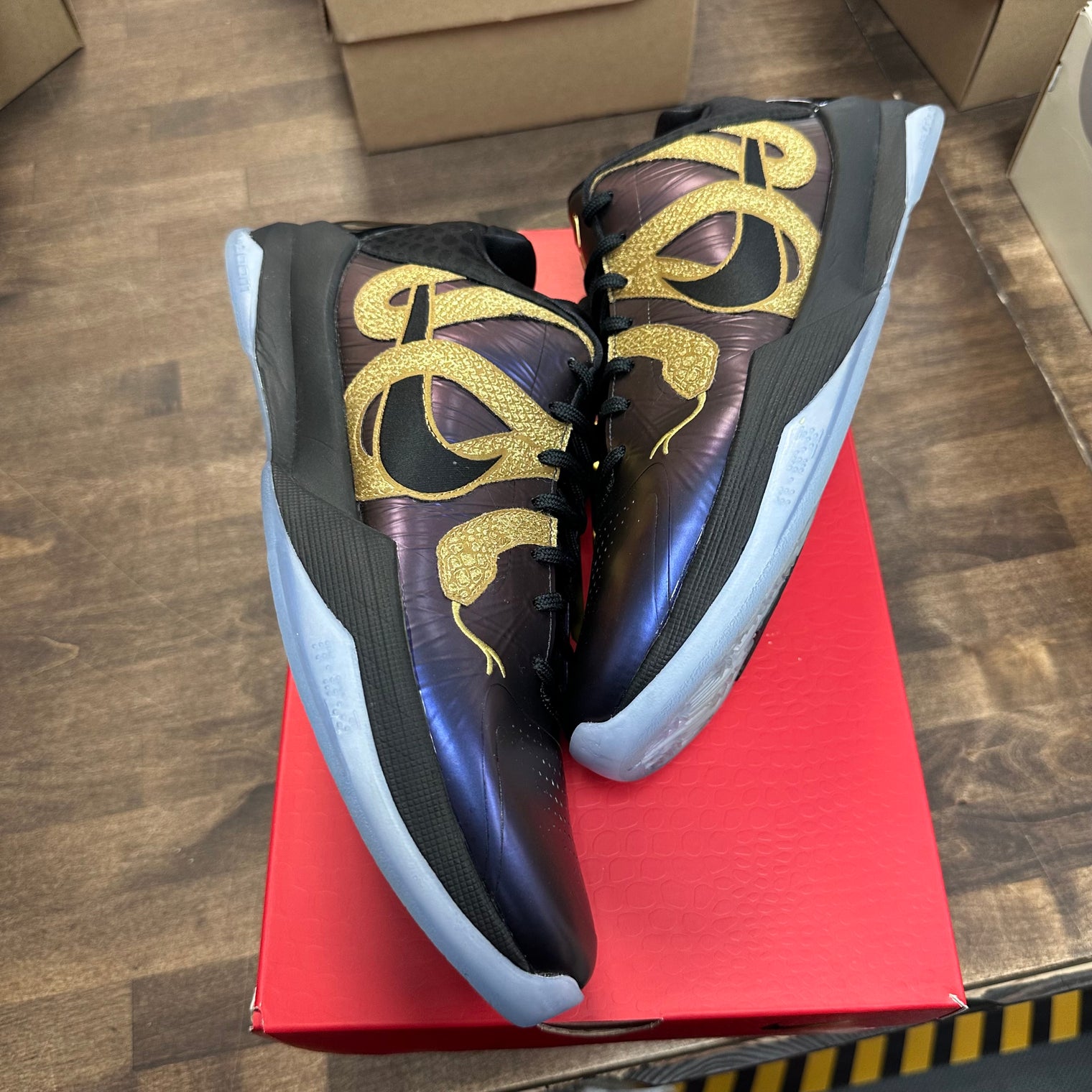 Eggplant Kobe 5 Protro (USED)
