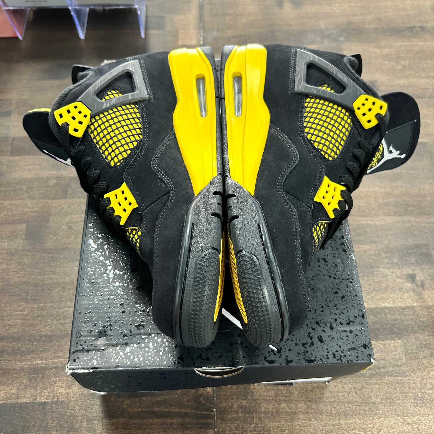 Yellow Thunder Jordan 4 (USED, Replacement Box)